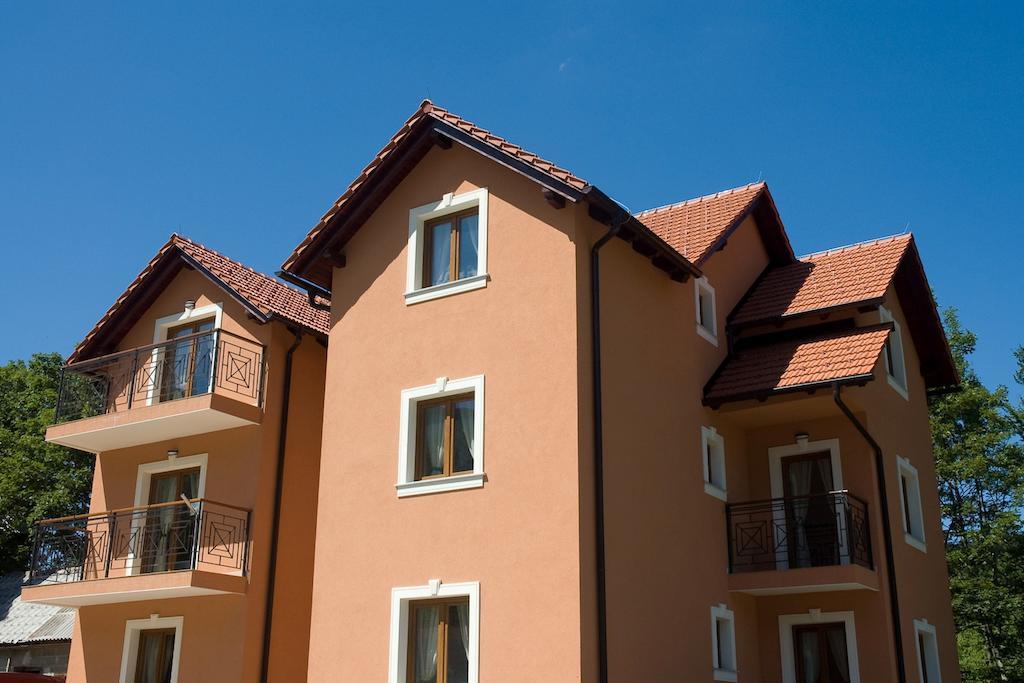 Apartments Manjan คราสโนโปลเย ภายนอก รูปภาพ